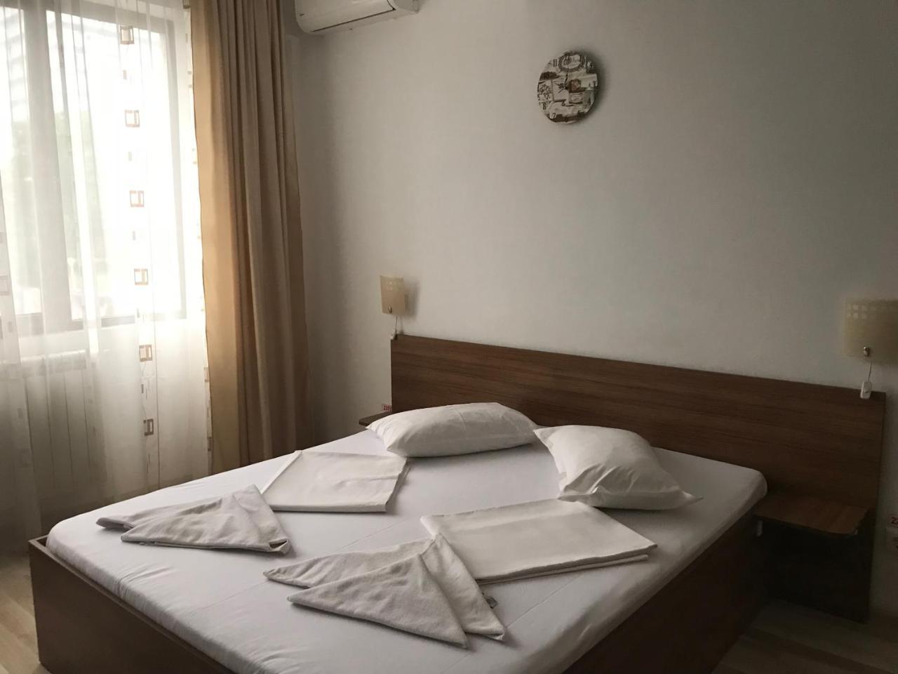 Hotel Mihaela Mamaia Exteriör bild